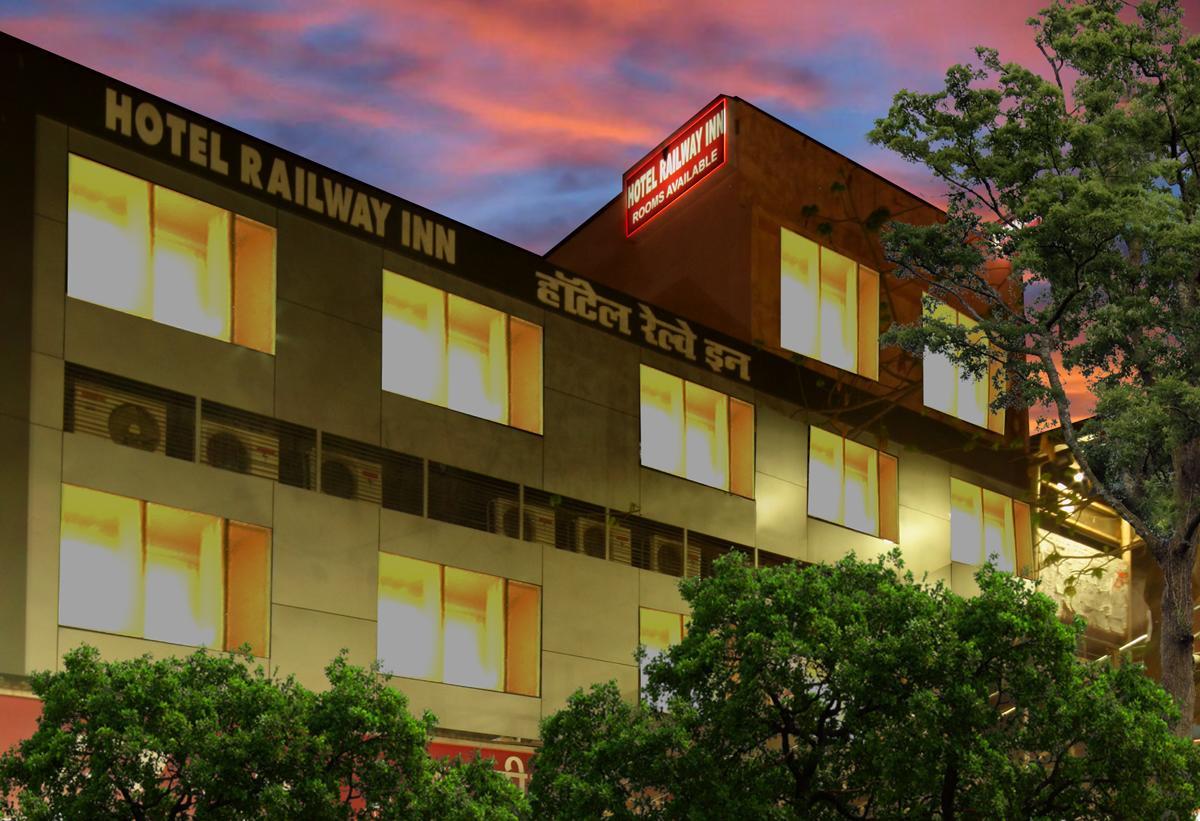 ת'יין Hotel Railway Inn מראה חיצוני תמונה